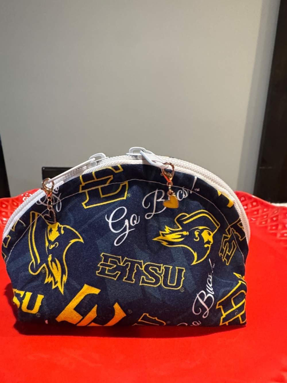 BNWT ETSU bandana interior Coin/Cosmetic Pouch